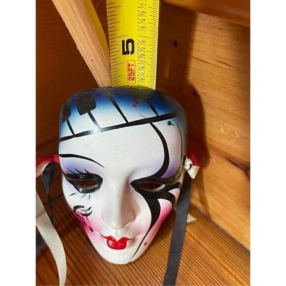 Mardi Gras Ceramic Mask Miniature - Picture 2 of 3